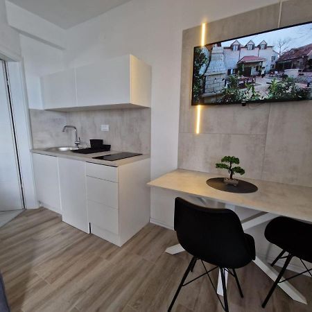 Elegance Dream Apartment เนอุม ภายนอก รูปภาพ
